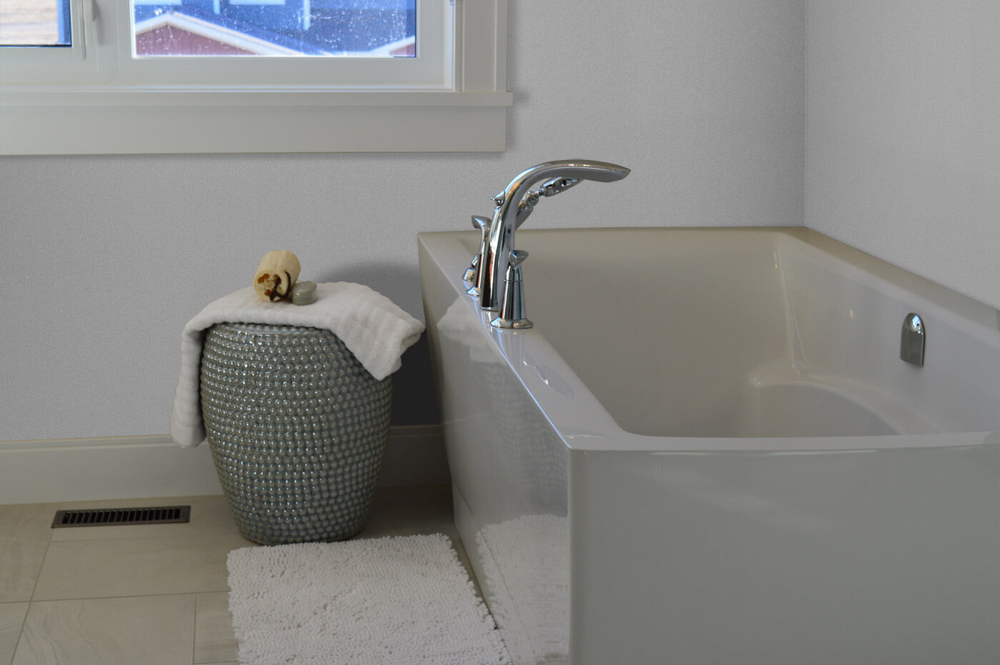 Aquamax Silver Shimmer Shower Wall Panels -Bathhtub